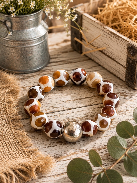 Jewelry - Chunky Agate-Look Faceted Bead Stretch Bracelet Hammered Silver Tone Boho